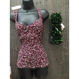 White House Black Market Dark Berry w/Ecru